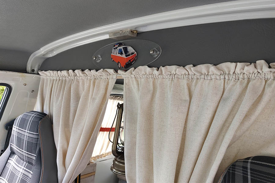 van-nette-cortinas