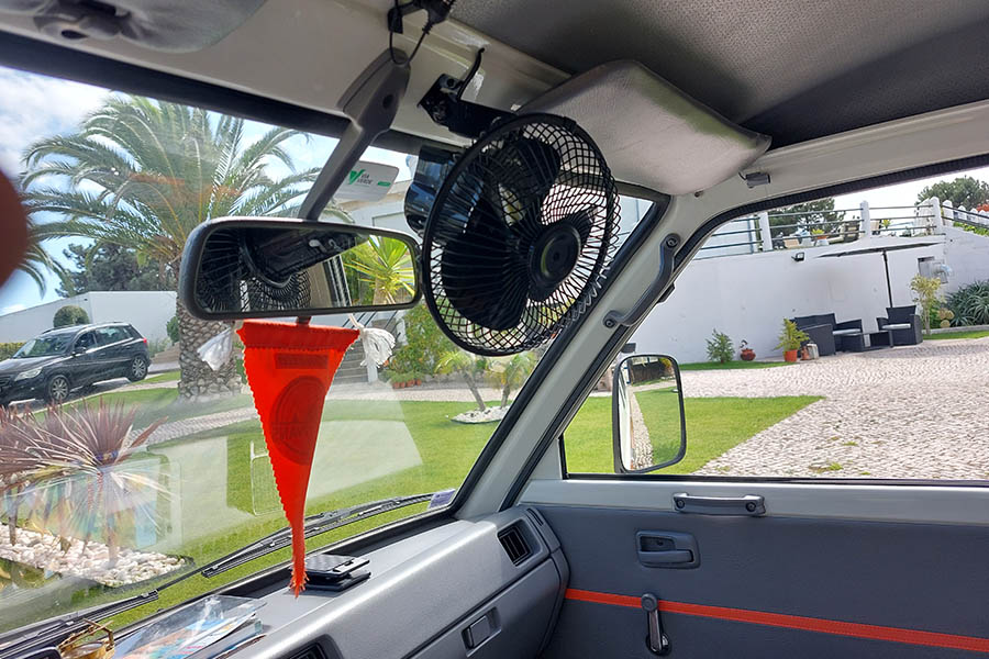 van-nette-interior